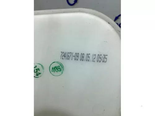 Ruitensproeiertank voor-8122800 (20004463)