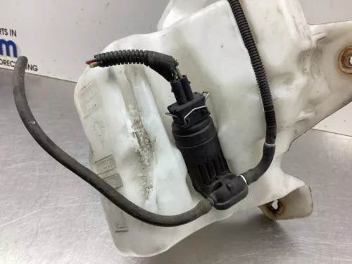 Ruitensproeiertank voor-8095625 (19452038)