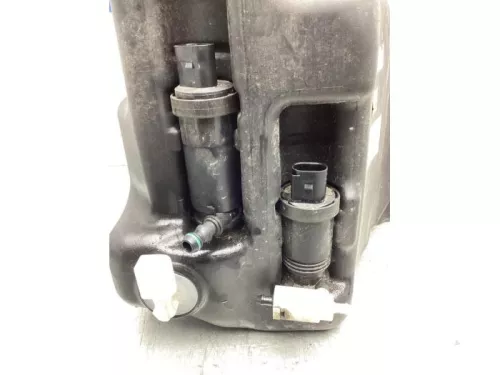 Ruitensproeiertank voor-8117442 (20180103)