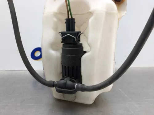 Ruitensproeiertank voor-8167535 (21163216)