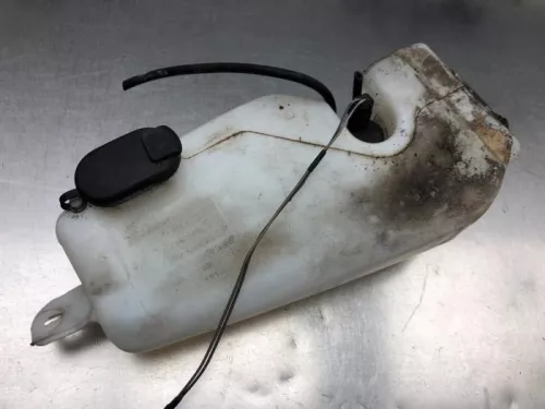 Ruitensproeiertank voor-8156832 (21016344)