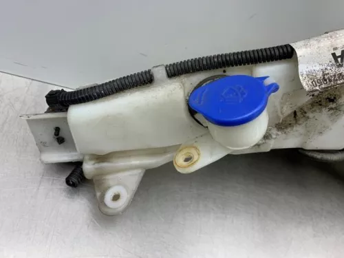 Ruitensproeiertank voor-8275056 (22171917)