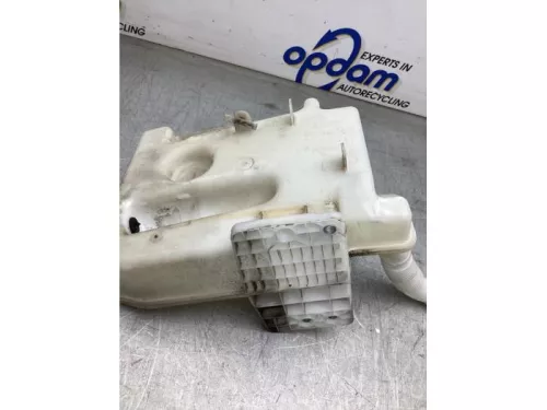 Ruitensproeiertank voor-8158646 (21786561)