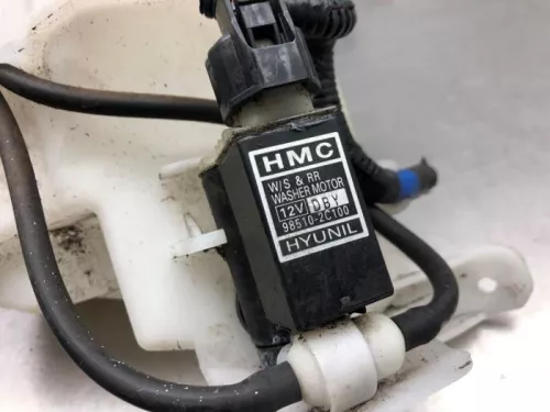 Ruitensproeiertank voor-8203115 (21529118)