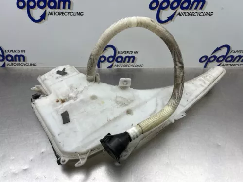 Ruitensproeiertank voor-8221220 (21917096)