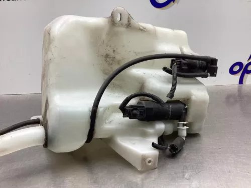 Ruitensproeiertank voor-8162774 (21674803)