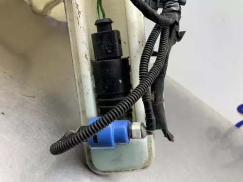 Ruitensproeiertank voor-8157081 (21692550)