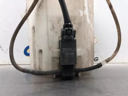 Ruitensproeiertank voor-8140732 (20026343)