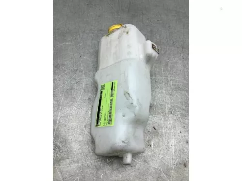 Ruitensproeiertank voor-8044612 (21757268)