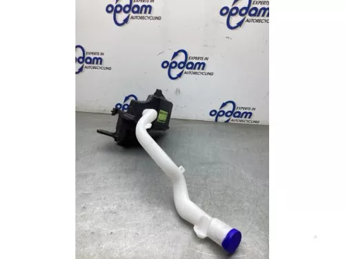 Ruitensproeiertank voor-8317721