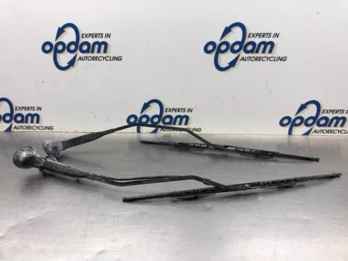 Ruitenwisserarm voor-8124963 Ruitenwisserarm voor-8124963
