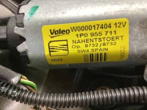Ruitenwissermotor achter-7912569 (18226303)