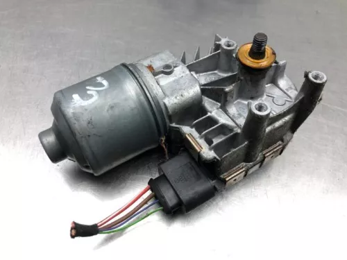 Ruitenwissermotor voor-8268999 (21801668)