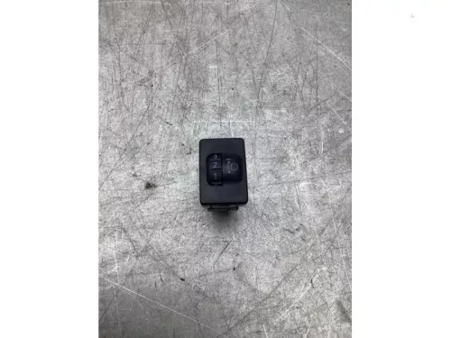 Schakelaar Koplamp Ihv-8101570