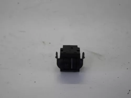 Schakelaar Koplamp Ihv-7615224 (8761800)