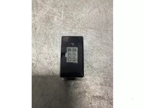Schakelaar Koplamp Ihv-7615965 (18085106)