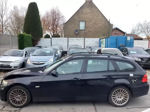 Scherm links-voor-8118688 (20424181)