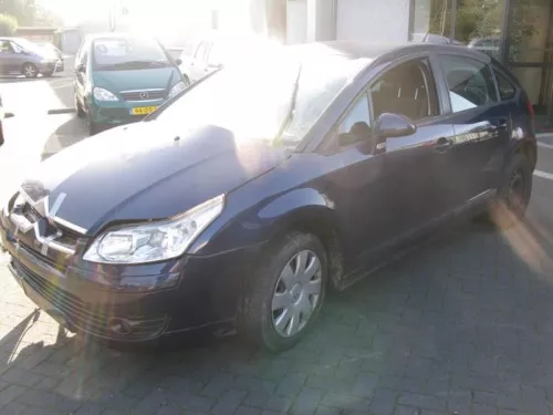 Scherm links-voor-7889503 (4775111)
