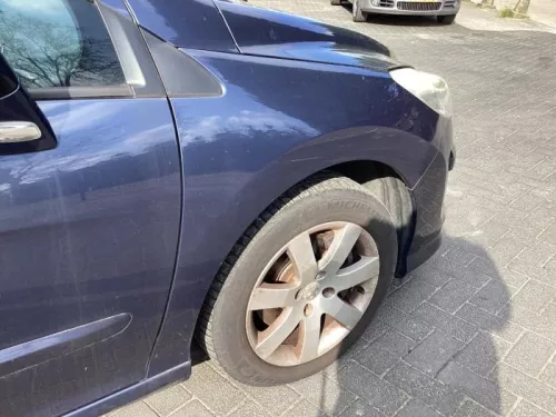 Scherm rechts-voor-8156779 (20304112)