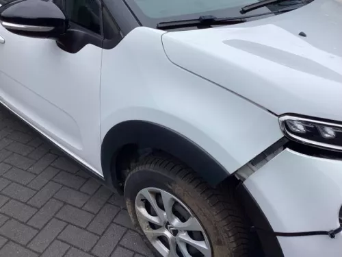 Scherm rechts-voor-8313484