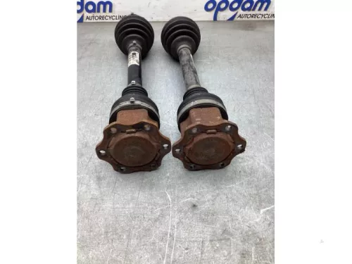 Aandrijfas rechts-voor-8276055