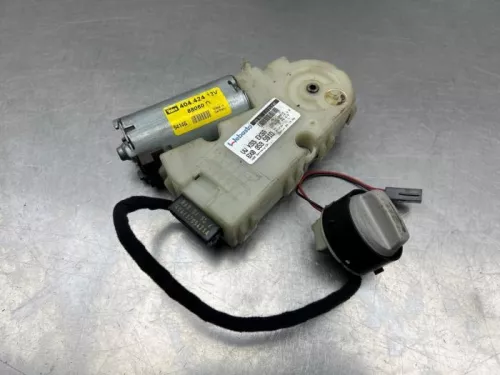 Schuifdak Motor-8310699 (22551026)