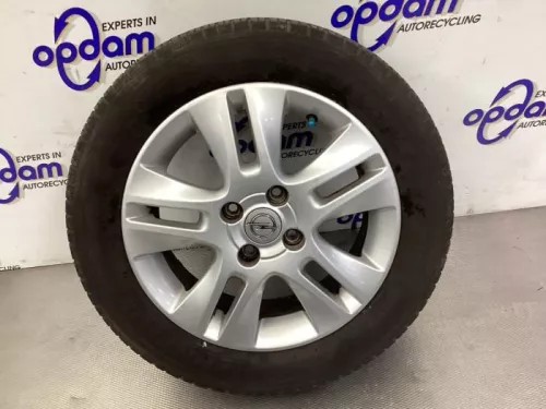 Sportvelgenset + banden-8264259 (22204644)