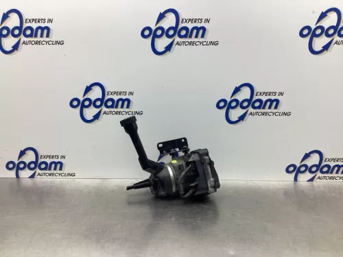 Stuurbekrachtiging Pomp-6498657 (17576807)