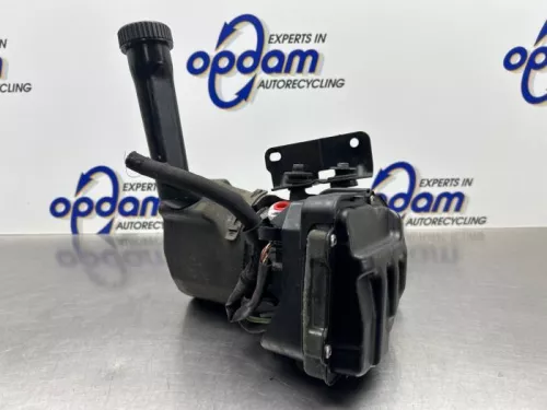 Stuurbekrachtiging Pomp-8153044 (21582208)