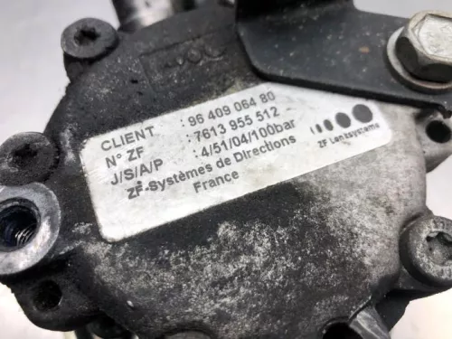 Stuurbekrachtiging Pomp-8180877 (20596124)