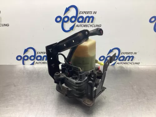 Stuurbekrachtiging Pomp-7847500