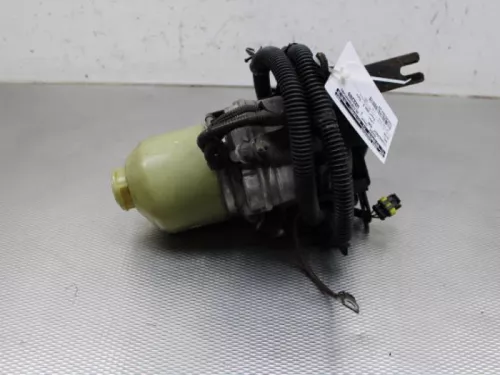 Stuurbekrachtiging Pomp-7879180