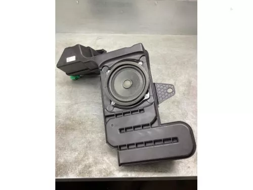 Subwoofer-8186410 (21502598)