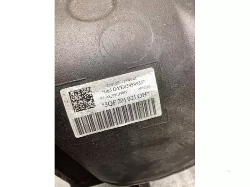 Tank-8253406 (21650330)