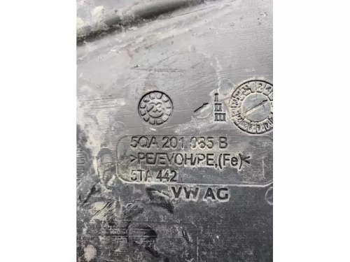 Tank-8190783 (21969670)