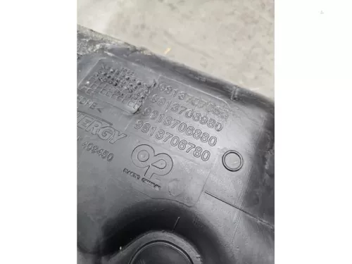 Tank-8177086 (22214448)