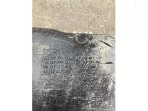 Tank-7929448 (21077855)