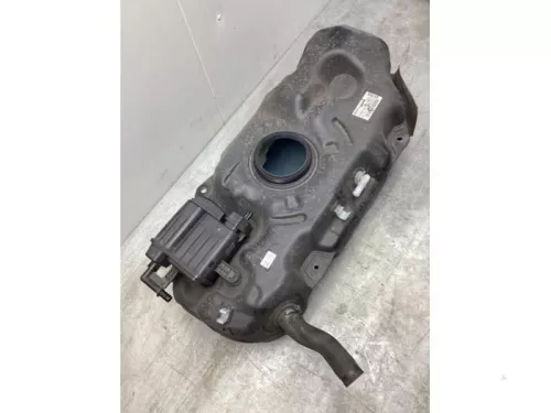 Tank-7940559 (18597611)