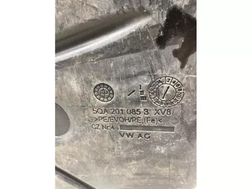 Tank-7994663 (20732019)