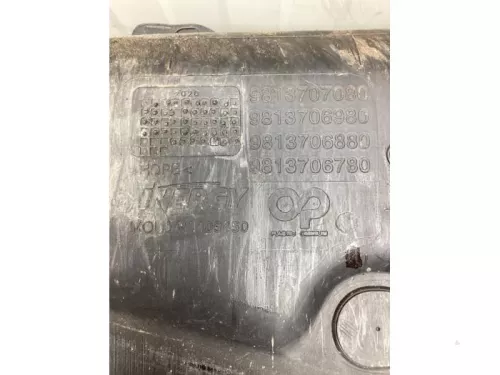 Tank-8115877 (20382420)