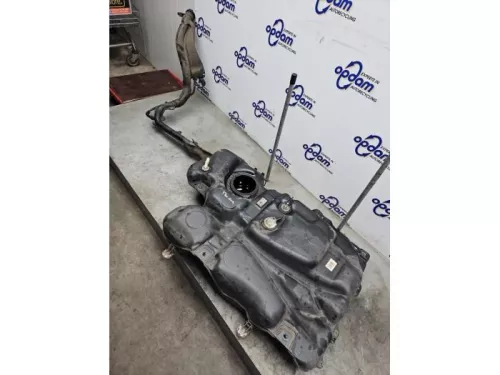Tank-8286474 (22273906)