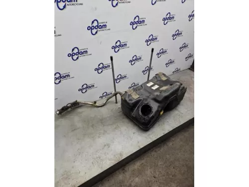 Tank-7867513