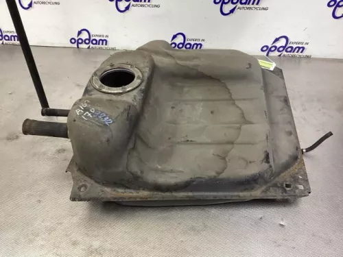 Tank-8294315 (22166495)