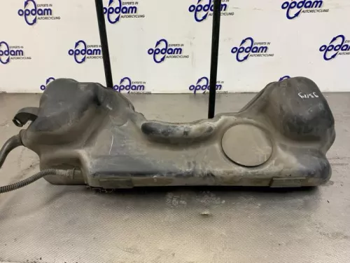 Tank-8305409 (22374171)