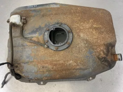 Tank-8305516 (22345560)