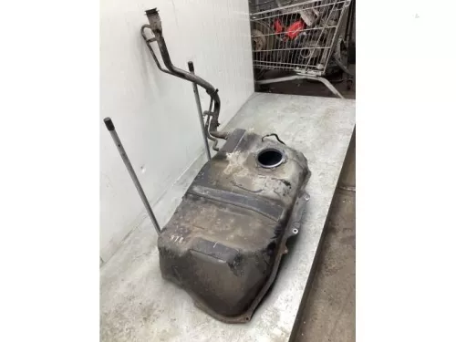 Tank-8038204 (19572360)