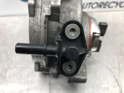 Vacuumpomp (Diesel)-7609265 (17000961)