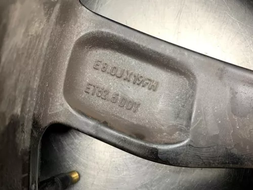 Velg-8239615 (21379850)