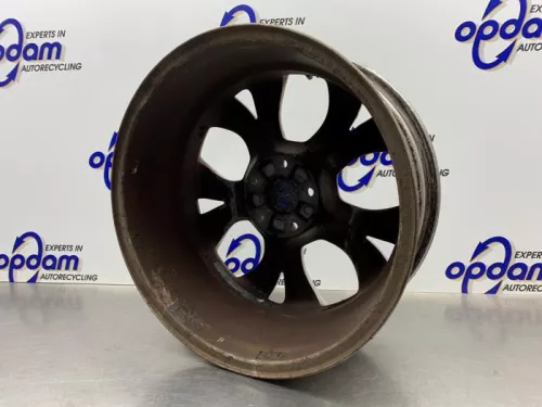 Velg-8274915 (21857196)