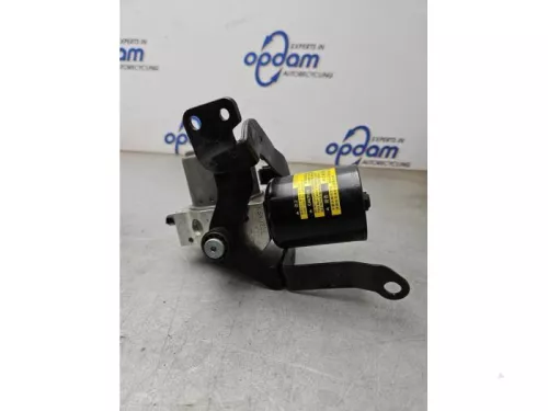ABS Pomp-8208882